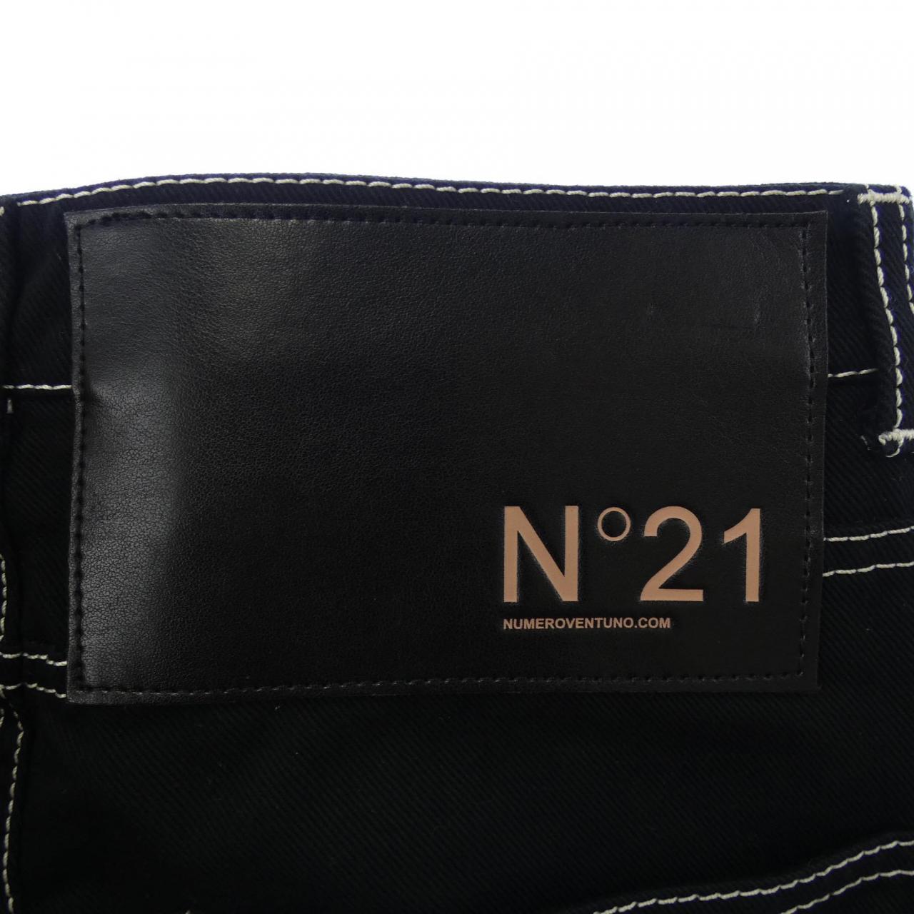 ヌメロヴェントゥーノ N°21 ジーンズ