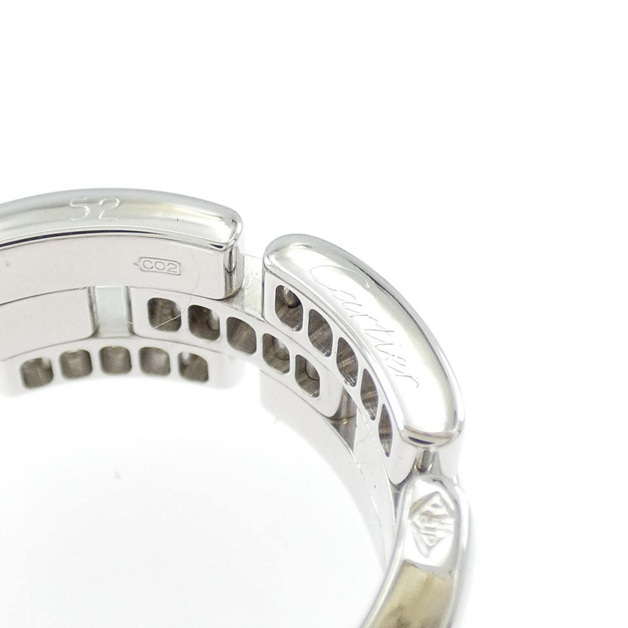 Cartier Maillon panthère half 钻石戒指