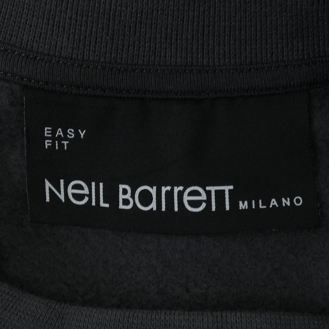 ニールバレット Neil Barrett NBV7JS010S スウェット