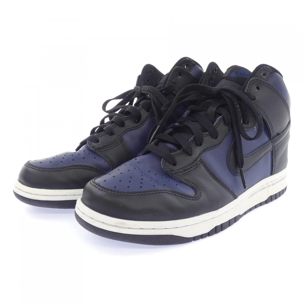 ナイキ NIKE DJ0383-400 スニーカー