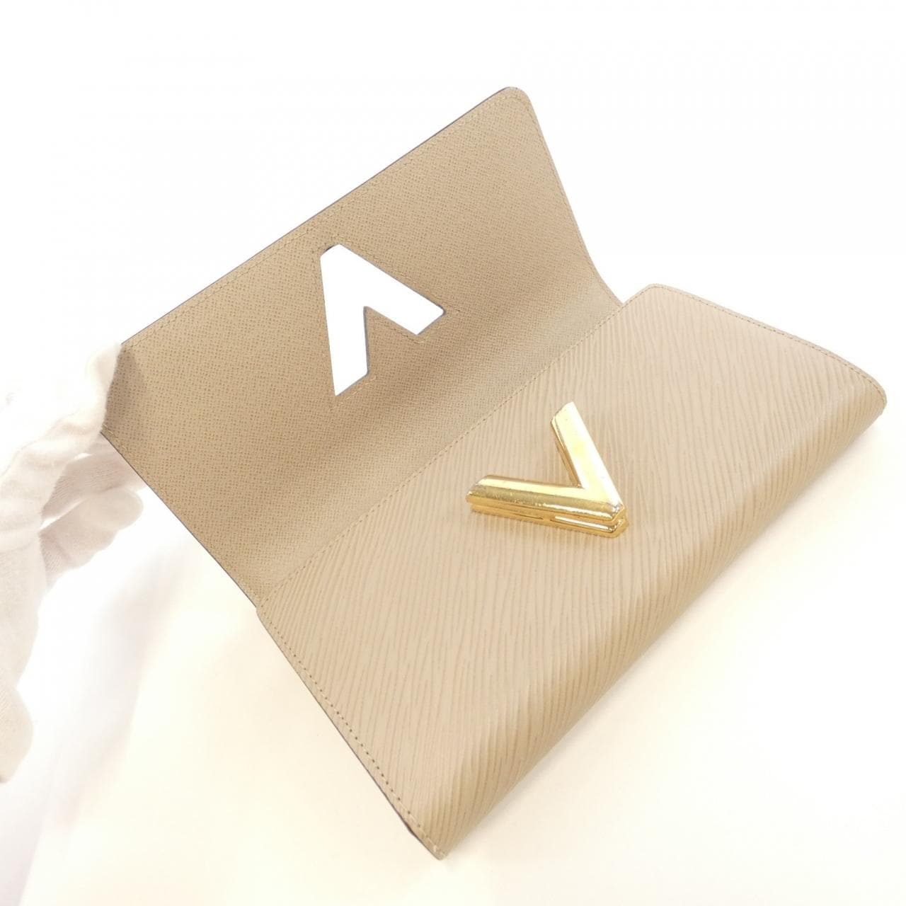 ルイヴィトン エピ ポルトフォイユ ツイスト M67510 財布