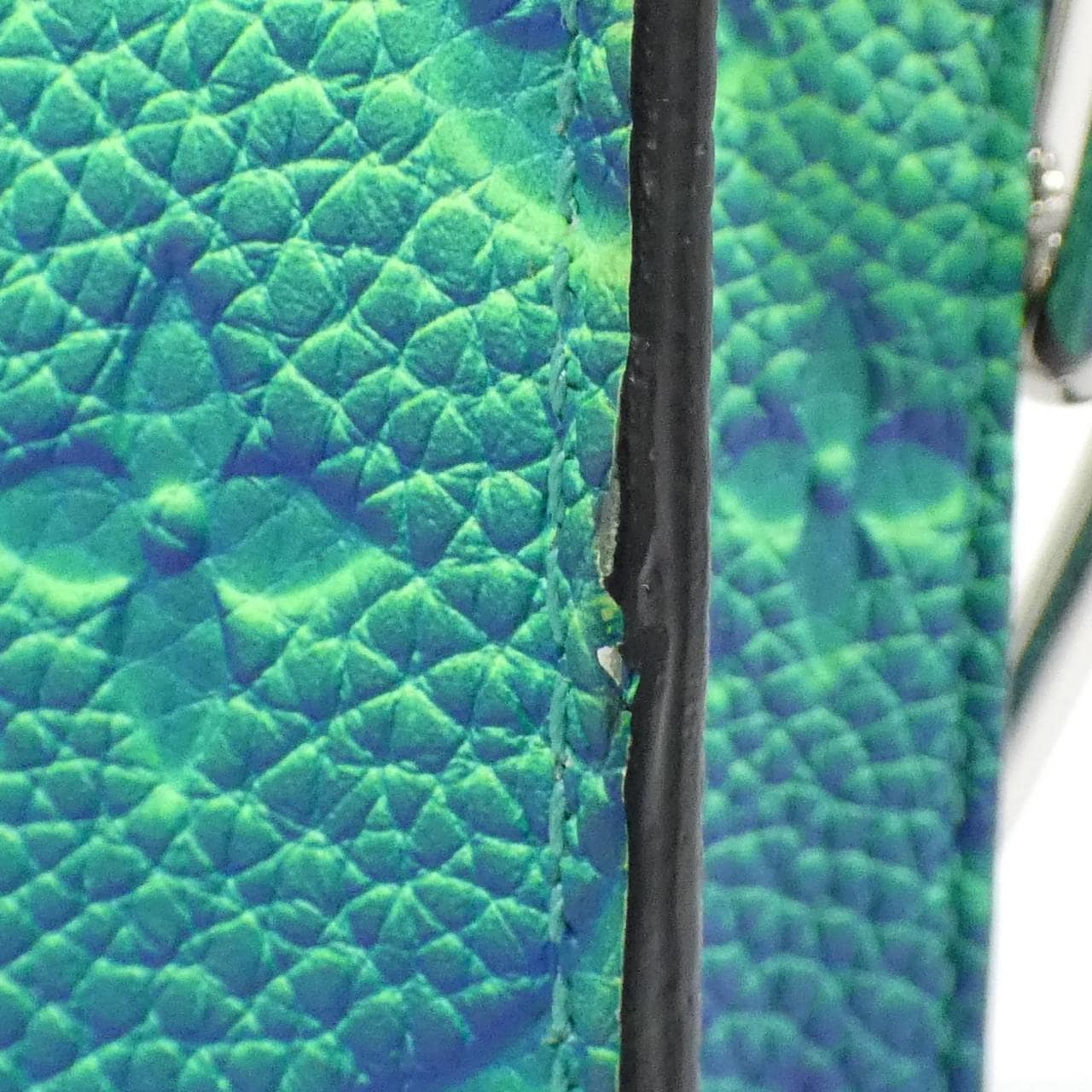 ルイヴィトン トリヨン イリュージョン サック プラXS M81221 ショルダーバッグ