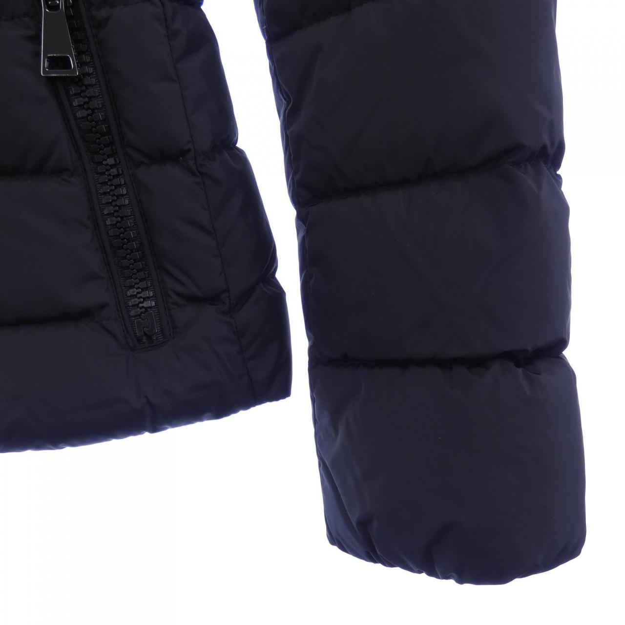 モンクレール MONCLER ダウンジャケット