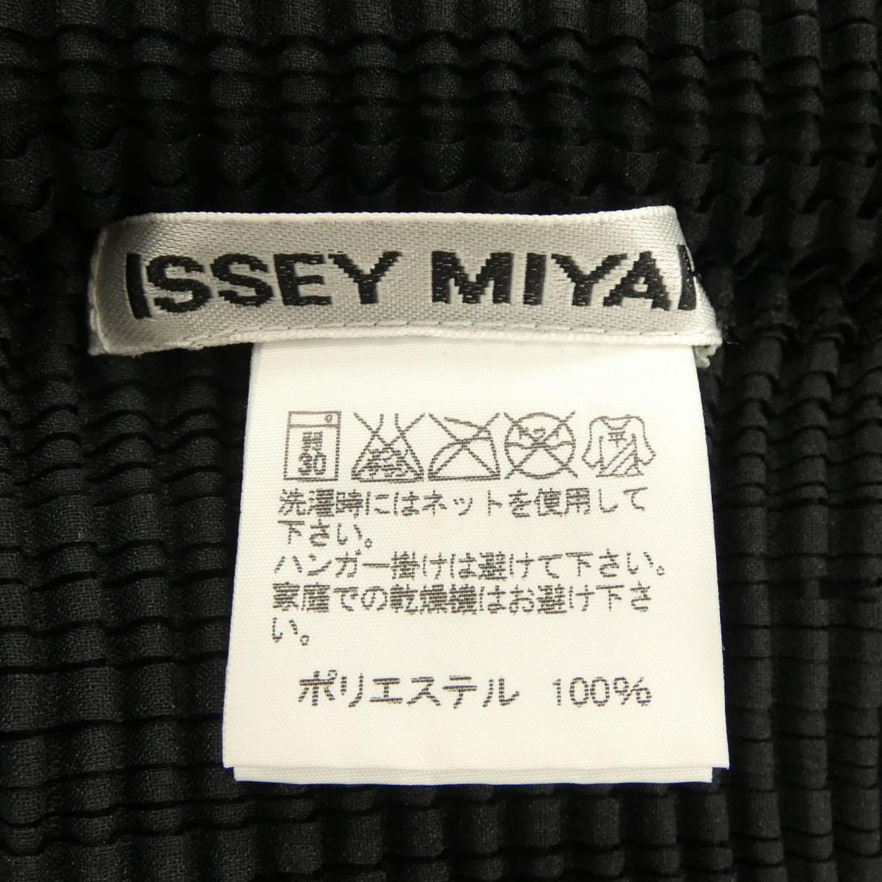 イッセイミヤケ ISSEY MIYAKE IM93FJ403 シャツ