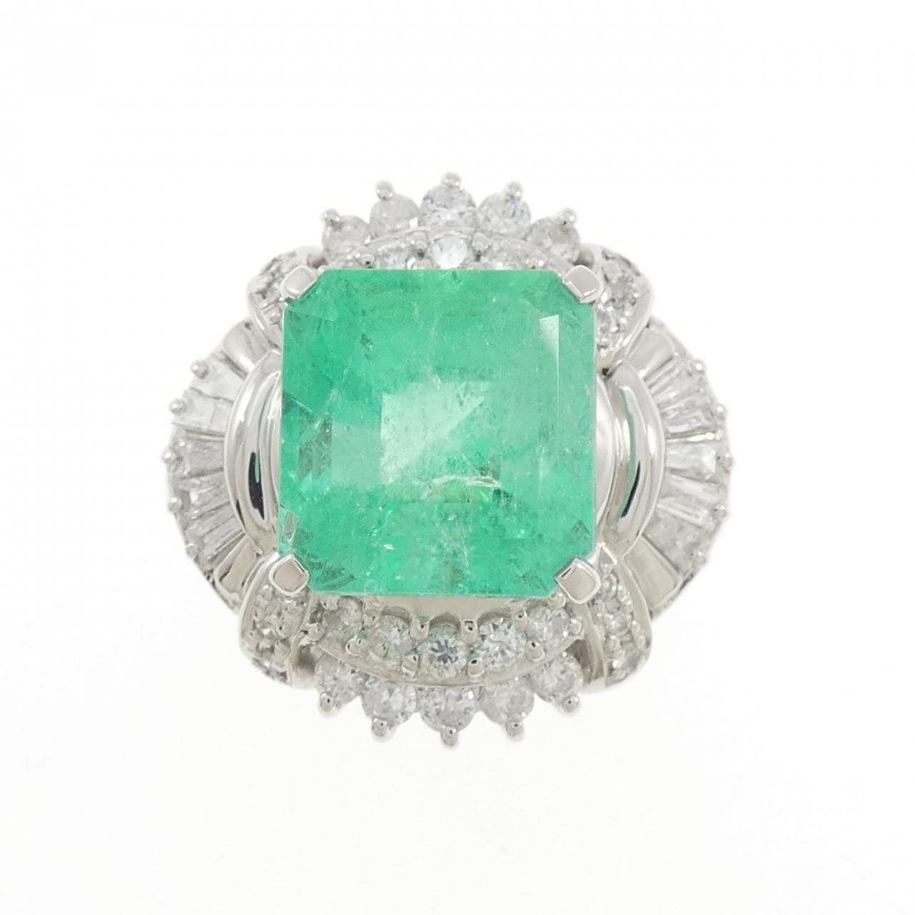 PT900 エメラルド リング 4.83CT