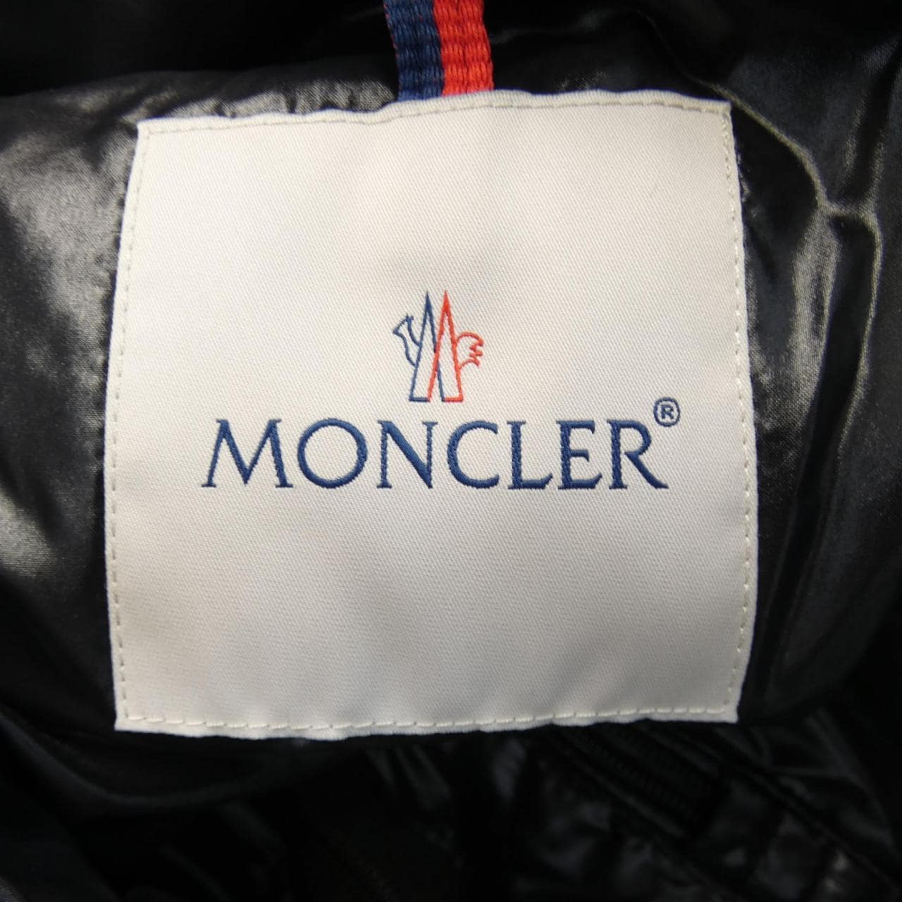 MONCLER蒙克勒羽绒服