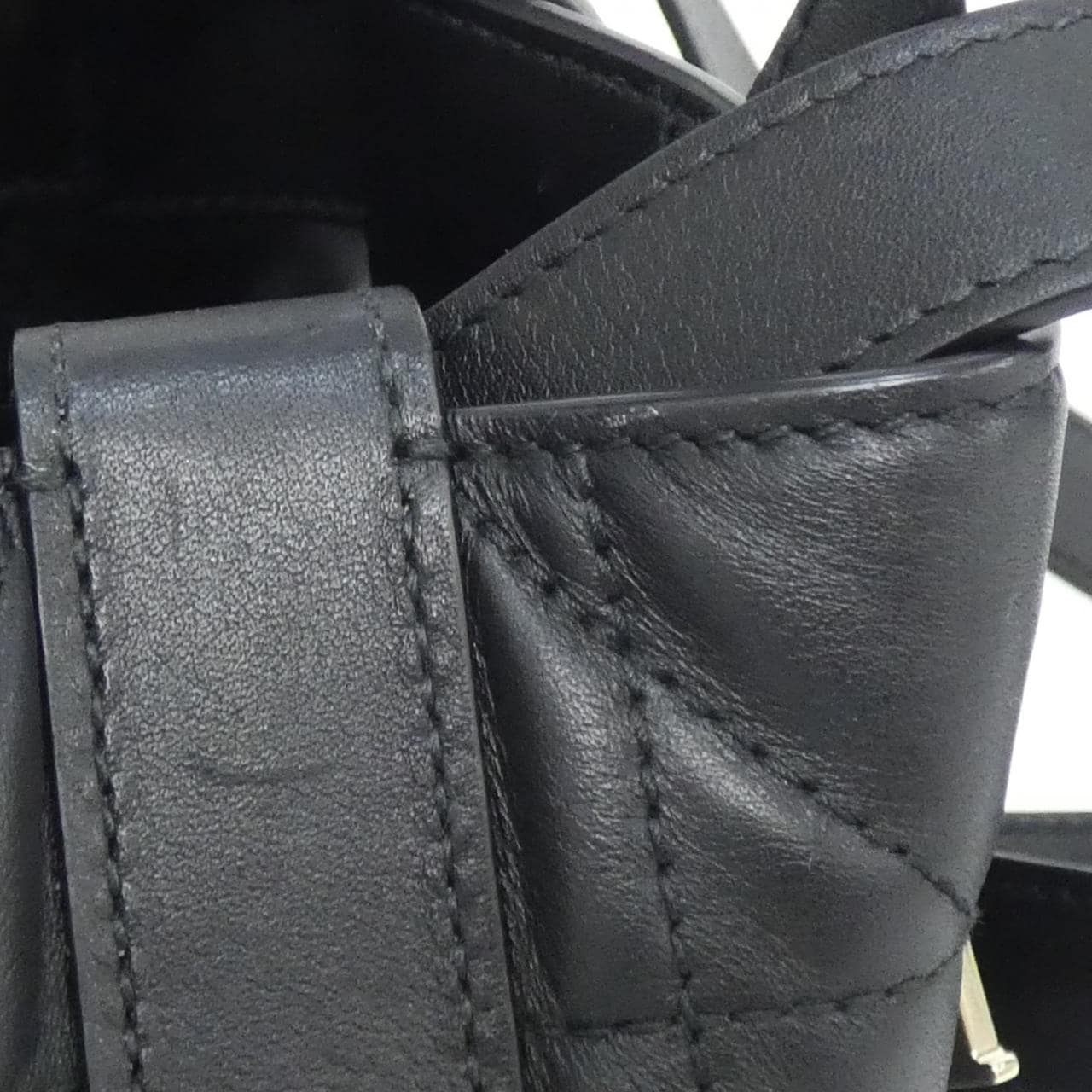 クリスチャンディオール DIOR TOUJOURS VERTICAL TOTE NANO S6100OSNW バッグ