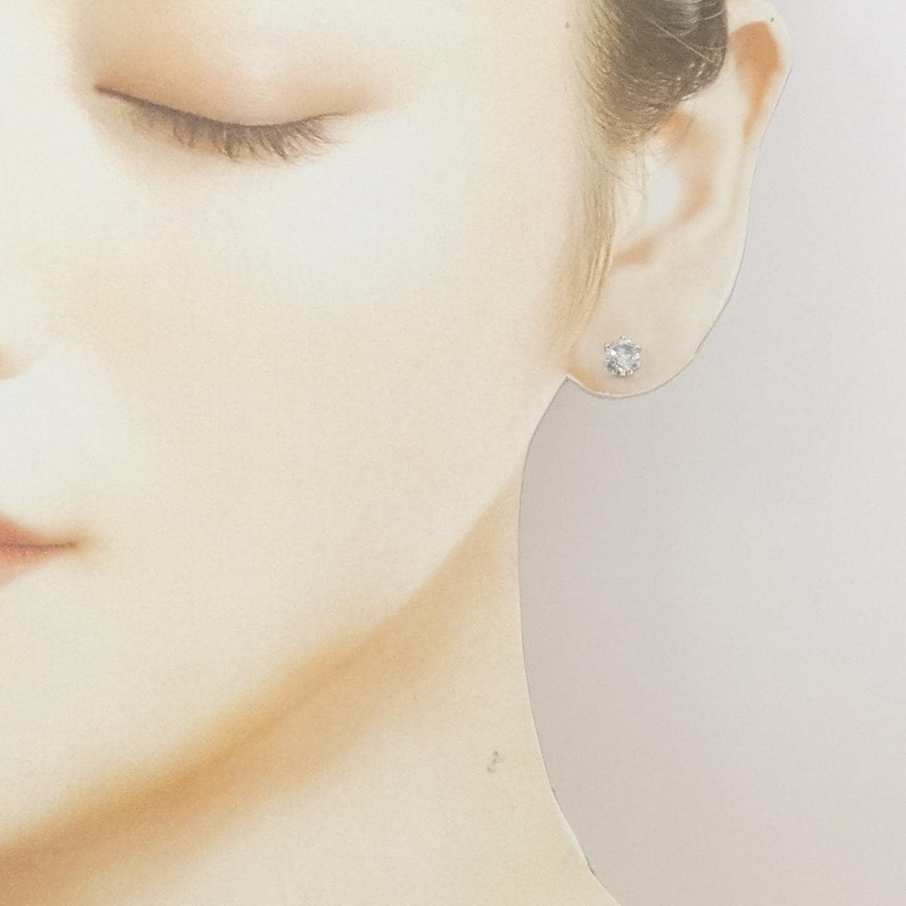 PT/PT900 ダイヤモンド ピアス 1.00CT