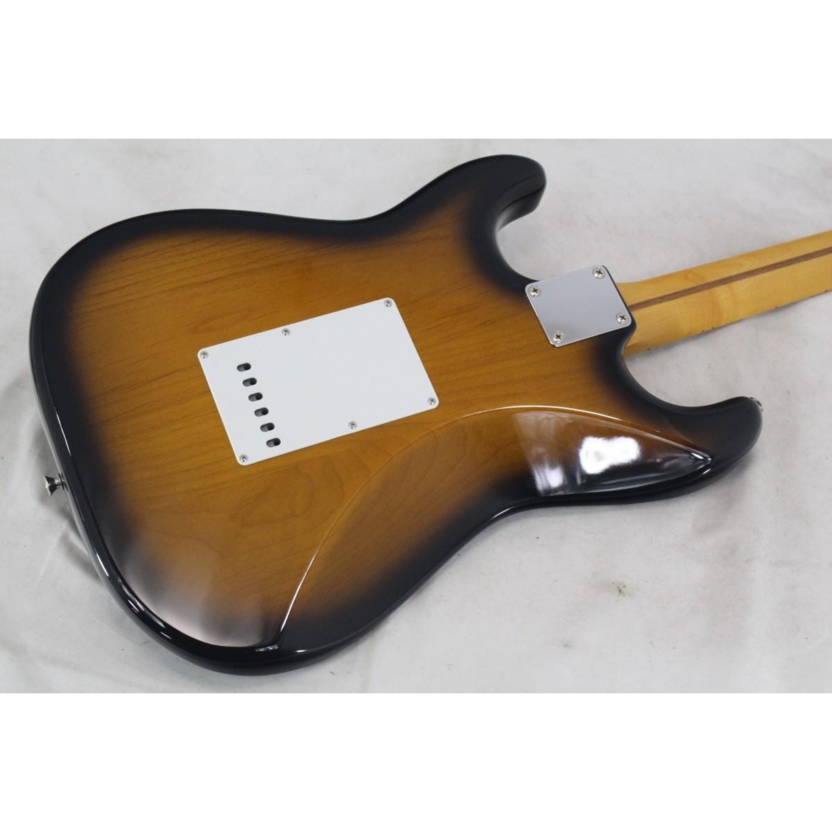 ＦＥＮＤＥＲ　ＪＡＰＡＮ　　ＳＴ５７－７０ＴＸ