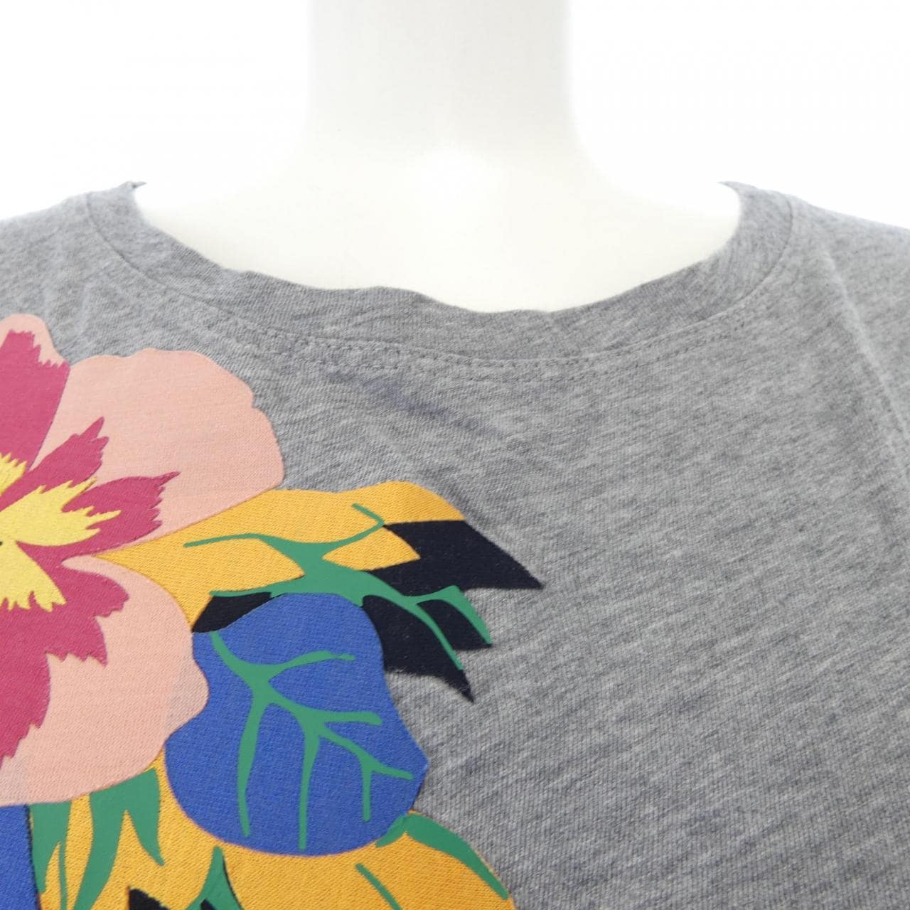 ヴァレンティノ VALENTINO Tシャツ