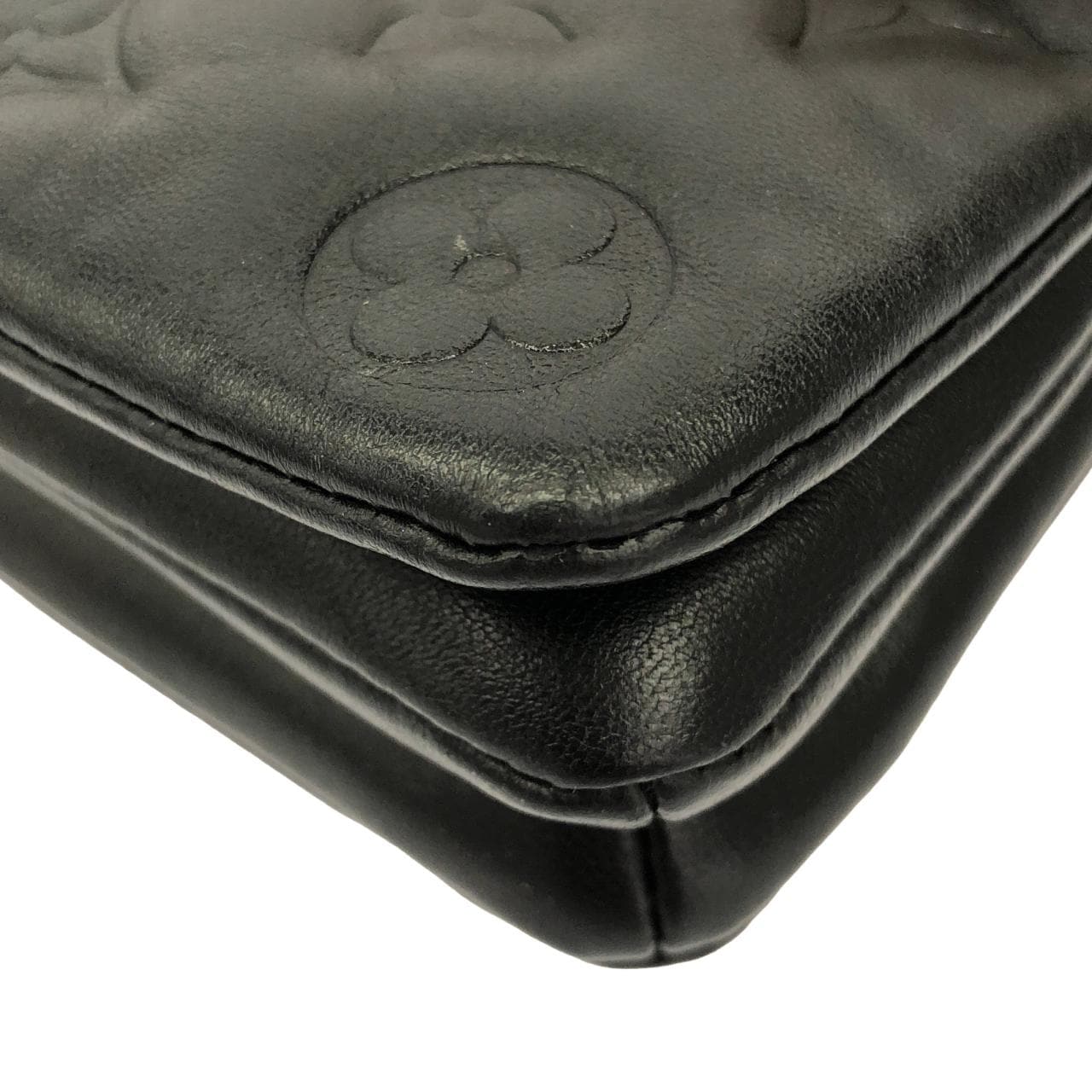 ルイヴィトン クッサン ポシェット クッサン M80742 ショルダーバッグ