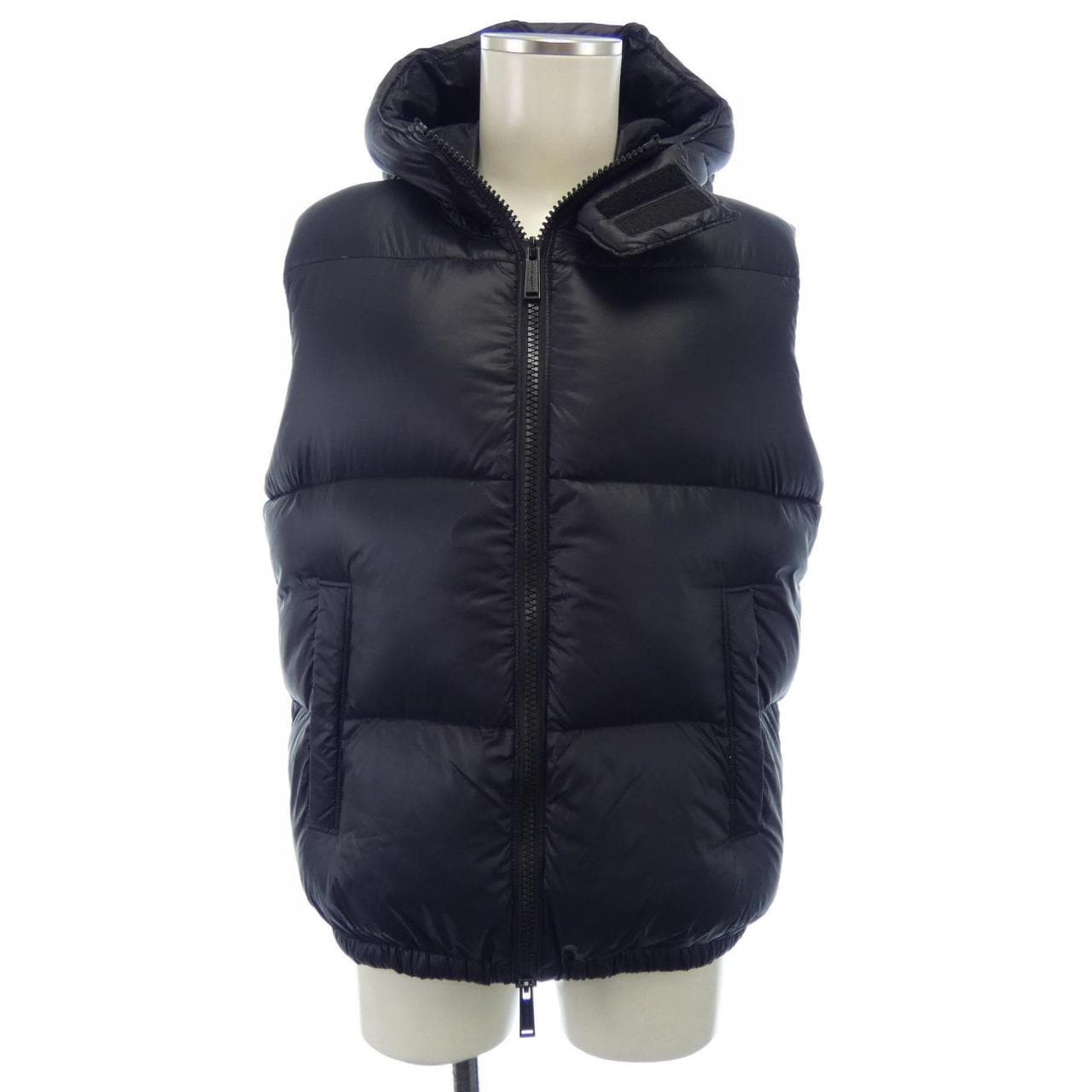 ディースクエアード DSQUARED2 S71FB0235 ダウンベスト