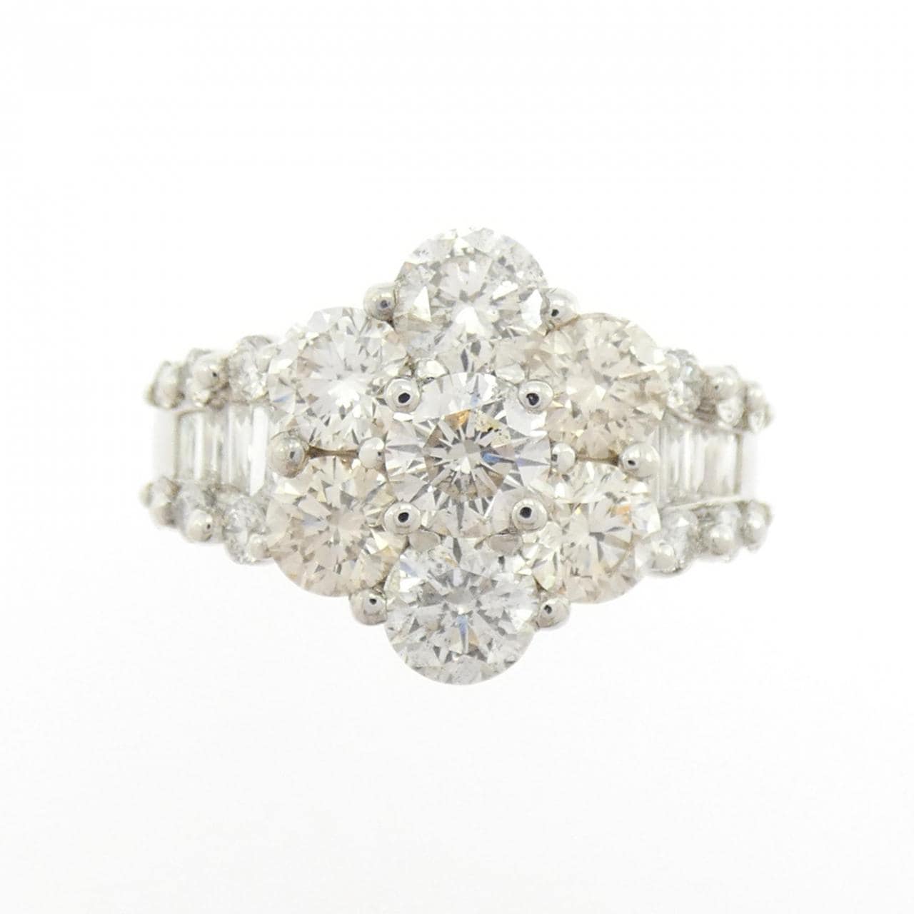 PT900 フラワー ダイヤモンド リング 3.00CT