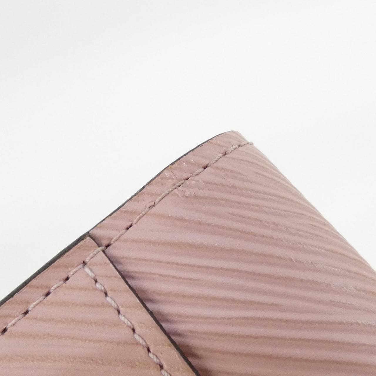 ルイヴィトン エピ(バーズ) ポルトフォイユ サラ M62608 財布