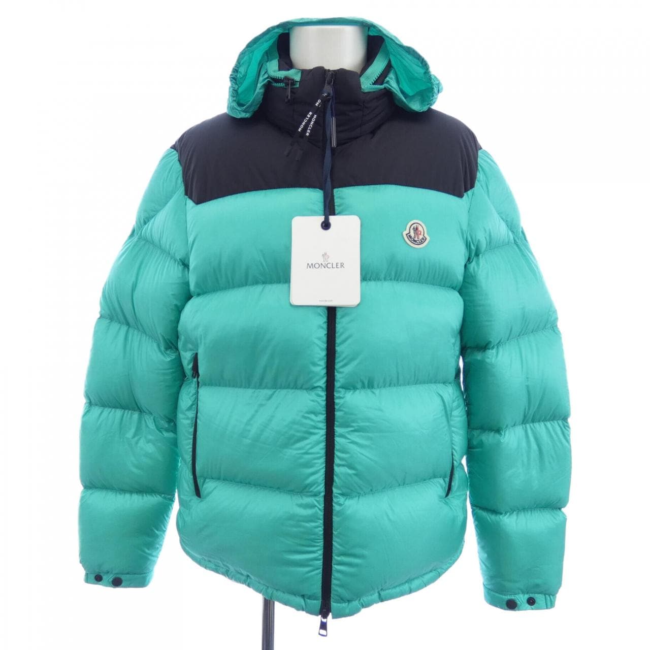 モンクレール MONCLER ダウンジャケット