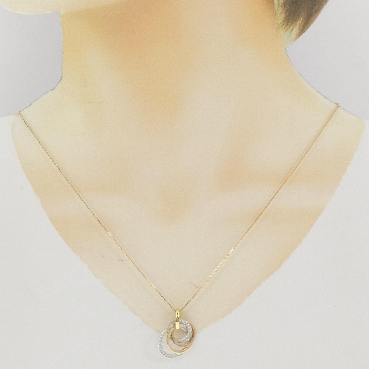 K18YG/PT900/K18PG ダイヤモンド ネックレス 0.41CT