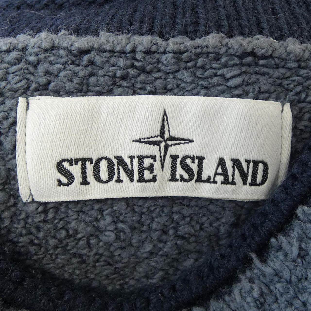 ストーンアイランド STONE ISLAND トップス
