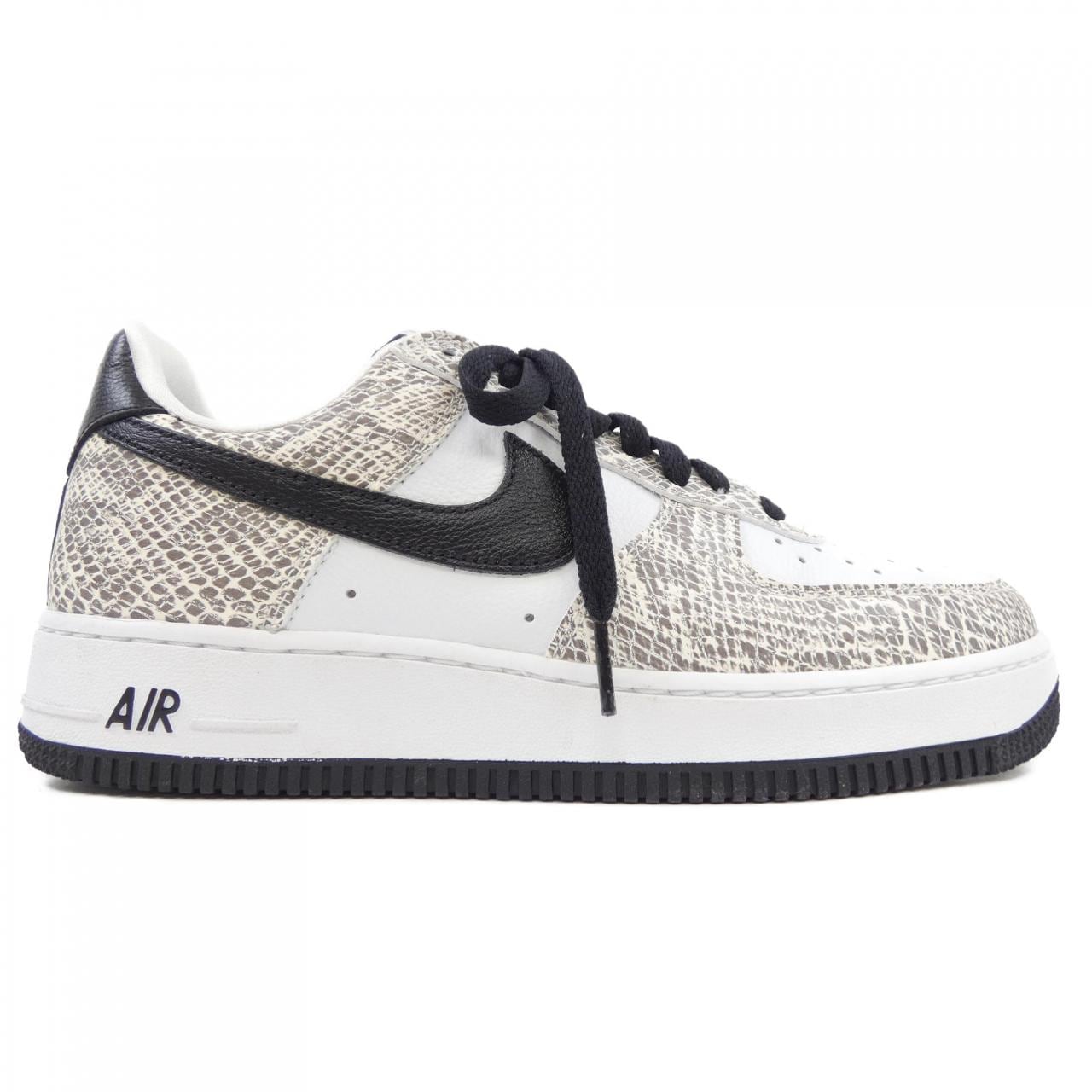 ナイキ NIKE 845053-104 スニーカー