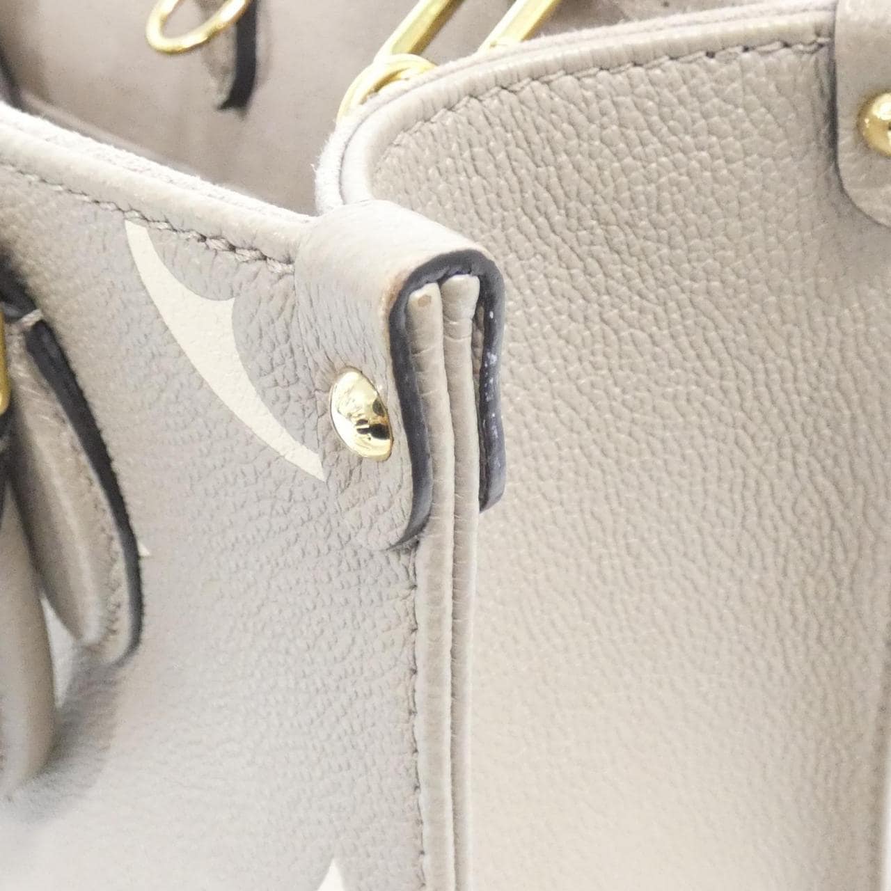 ルイヴィトン バイカラー モノグラム アンプラント オンザゴー PM M45779 バッグ