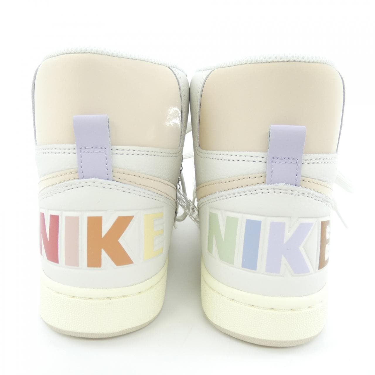 ナイキ NIKE FD8638-100 スニーカー