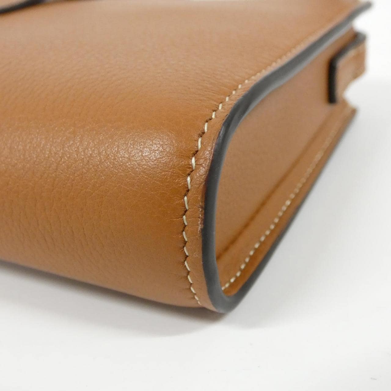 セリーヌ セーズ ストラップ ポシェット 10M443FVH ショルダーバッグ