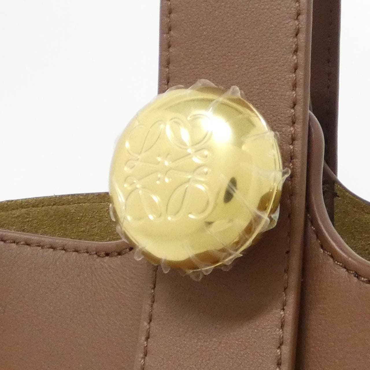 ロエベ ぺブル バケット ミニ AANBBBMX17 バッグ