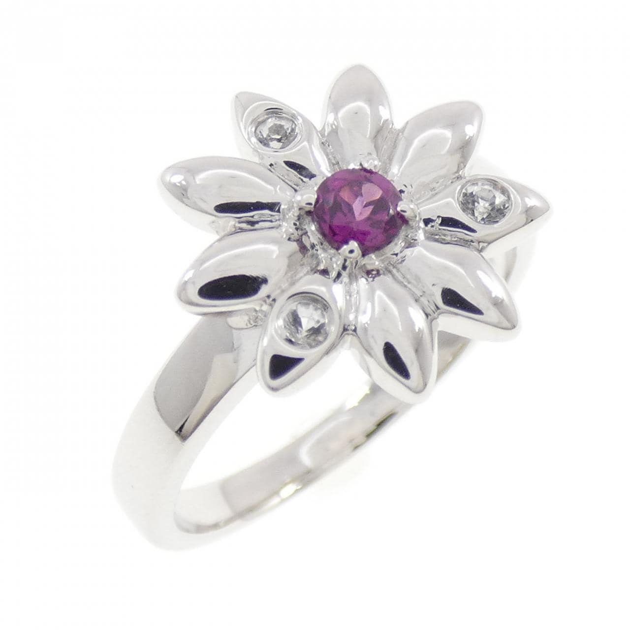 18KWG フラワー ガーネット リング