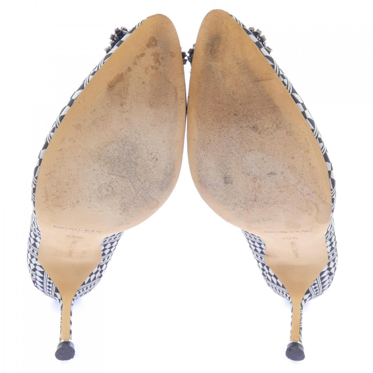 マノロブラニク MANOLO BLAHNIK パンプス