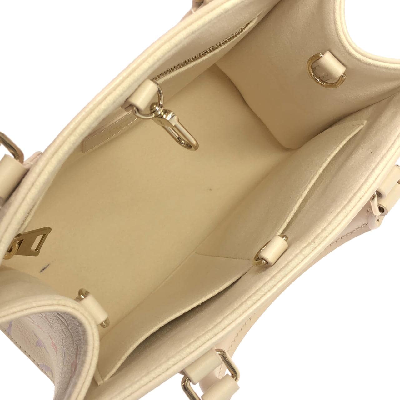 ルイヴィトン モノグラム アンプラント オンザゴー PM M25770 バッグ