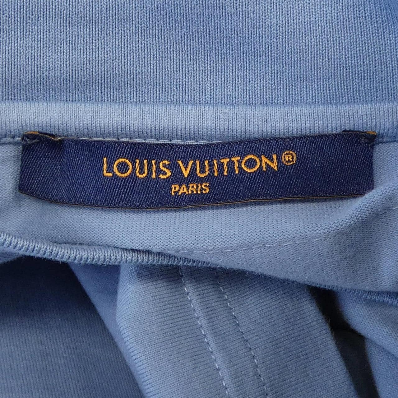ルイヴィトン LOUIS VUITTON エンボスLVコットンTシャツ HNY55WDT3 Tシャツ