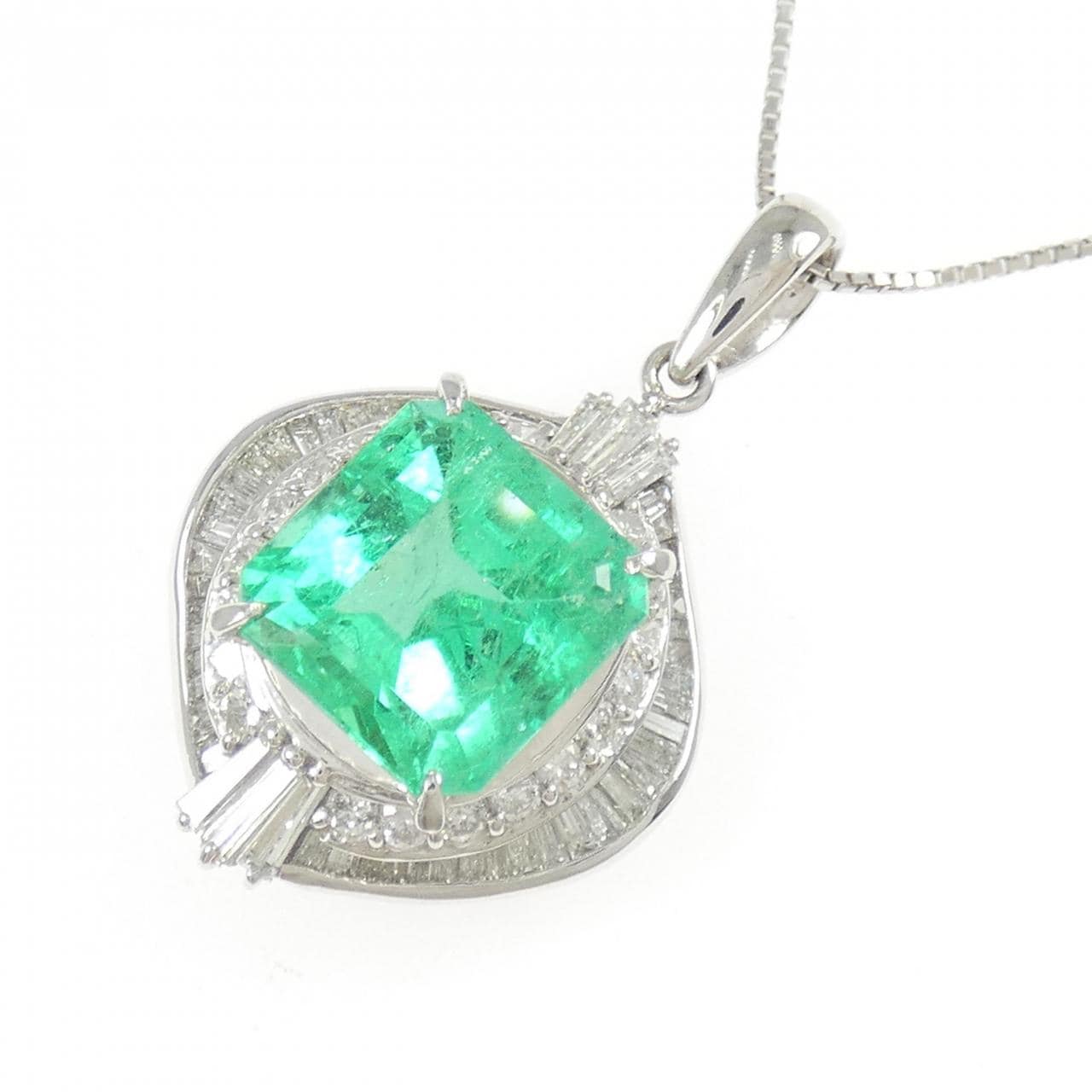 PT900/PT850 エメラルド ネックレス 5.29CT コロンビア産
