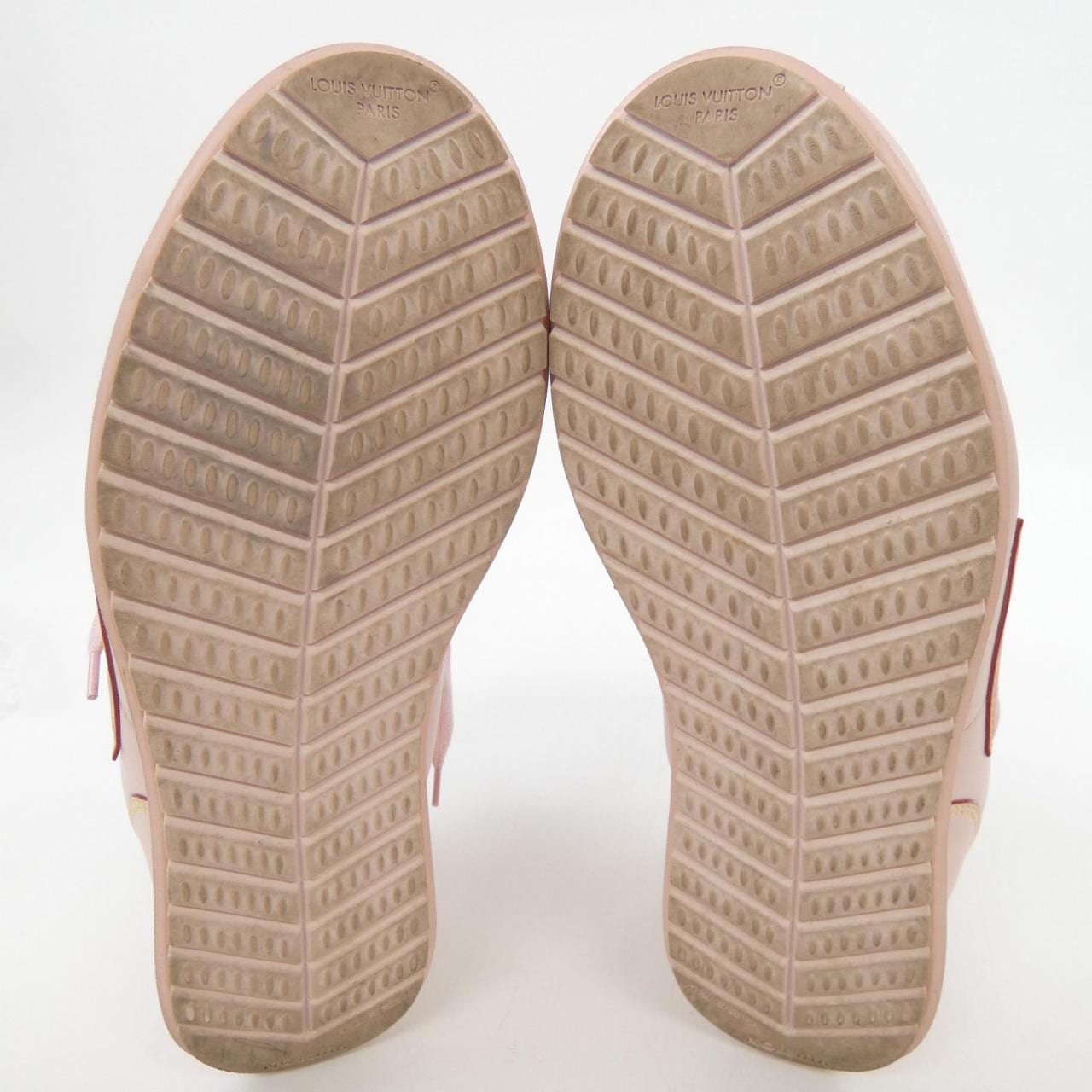 ルイヴィトン LOUIS VUITTON LVバターソフト スニーカー