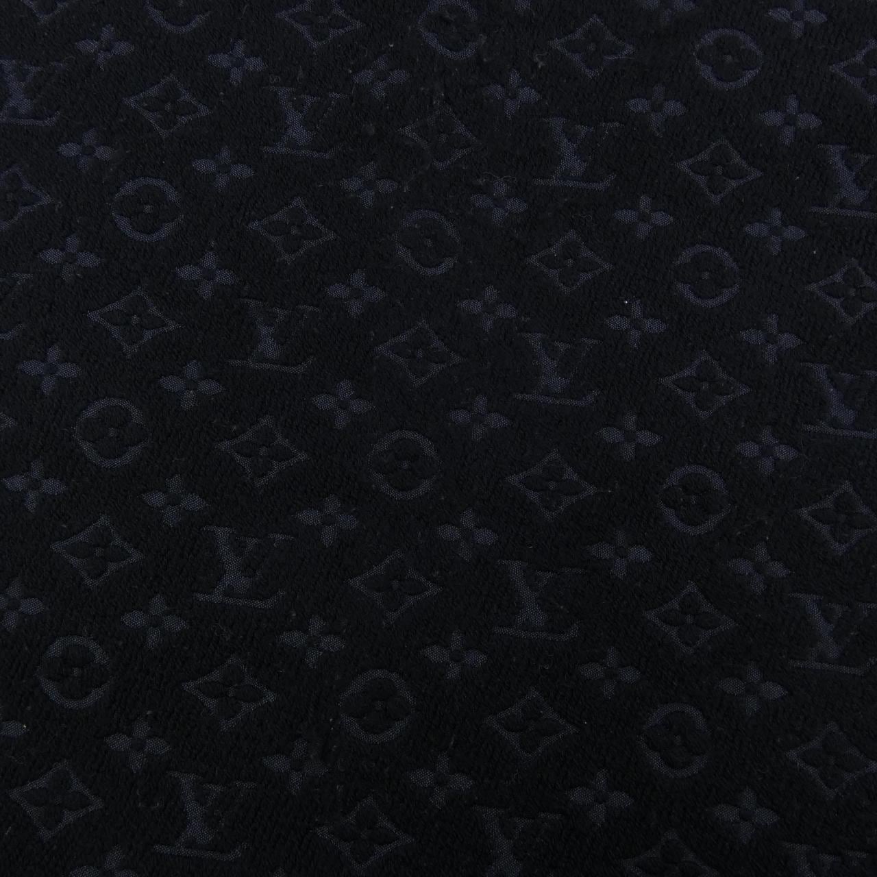 ルイヴィトン LOUIS VUITTON モノグラム クラシック M70520 MUFFLER