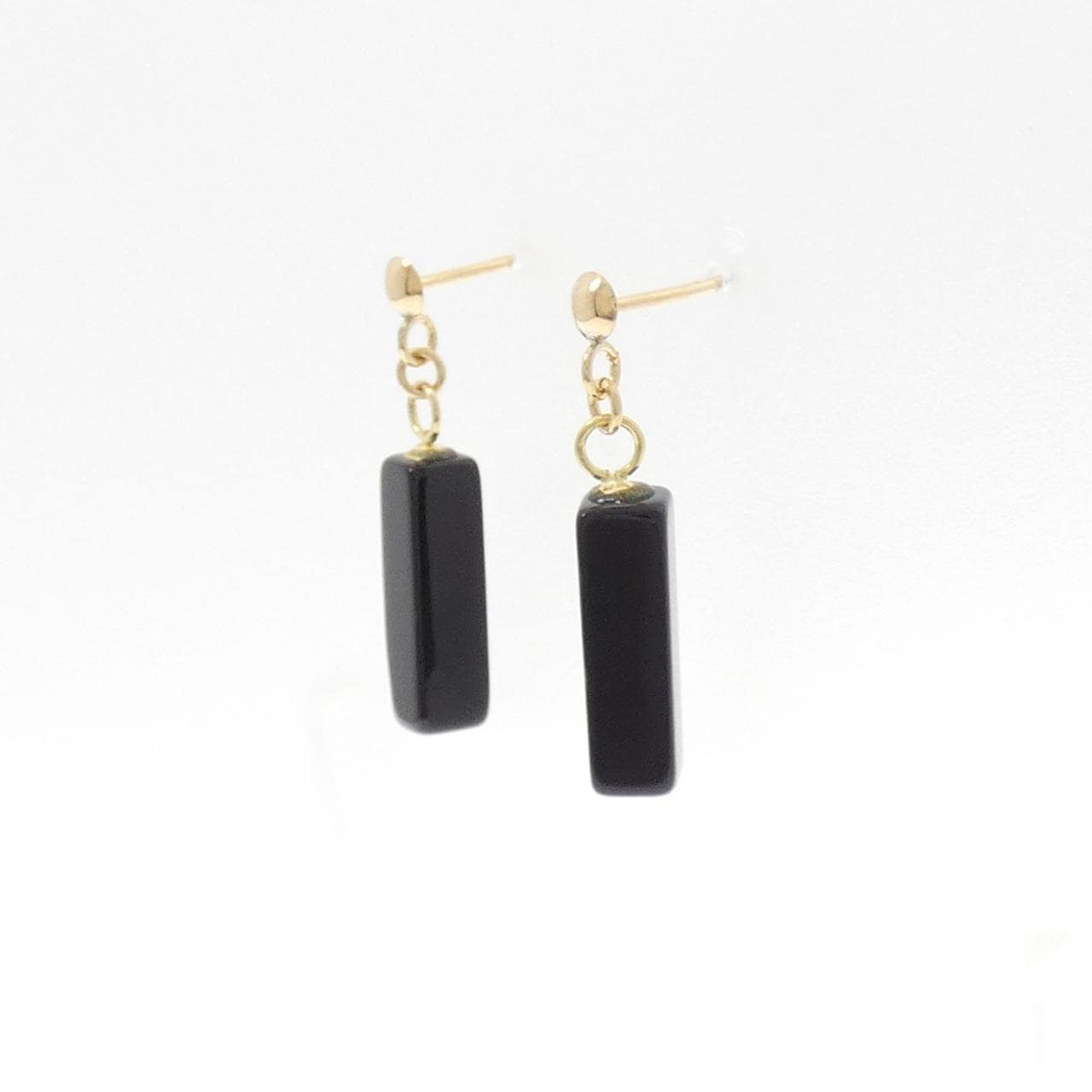 K18YG onyx earrings