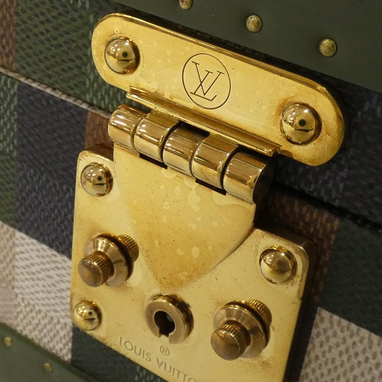 ルイヴィトン ダモフラージュ コフレ 8 モントル M10376 ウォッチケース