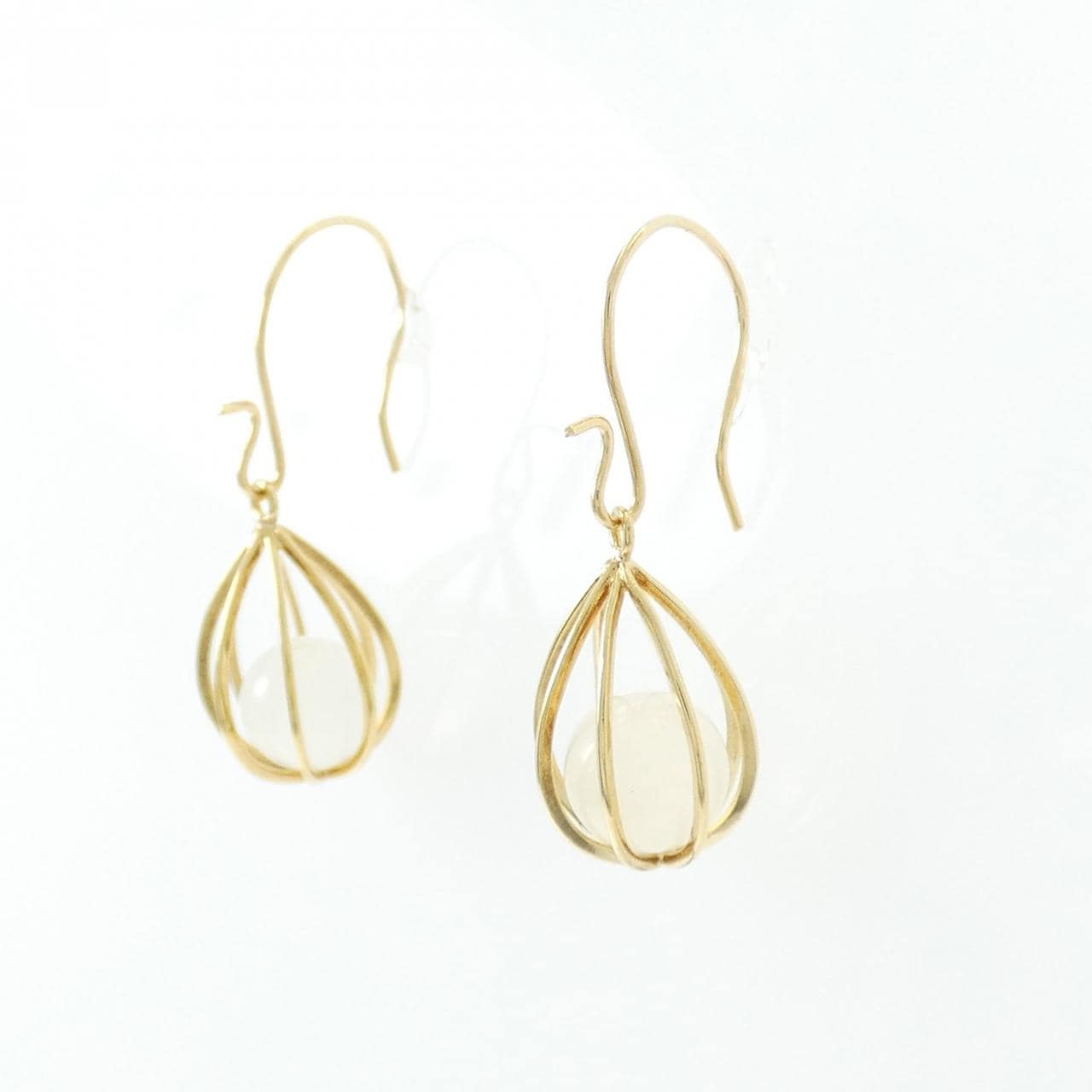 K18YG ムーンストーン ピアス