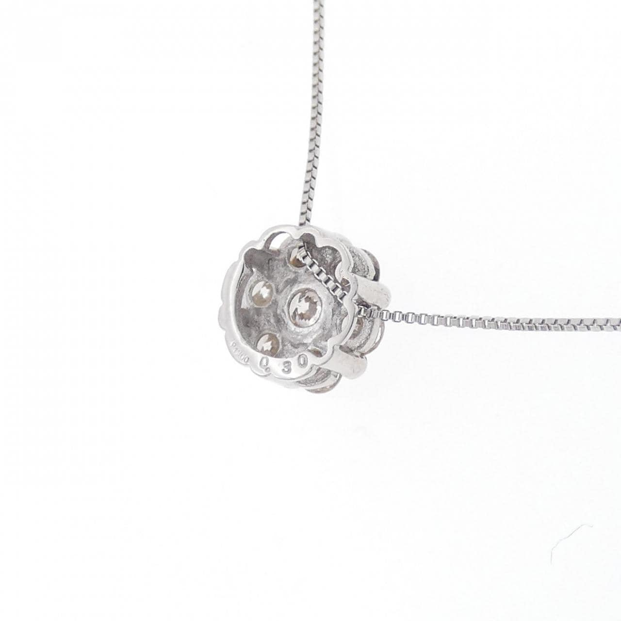 [BRAND NEW] PT Diamond Necklace 0.30CT