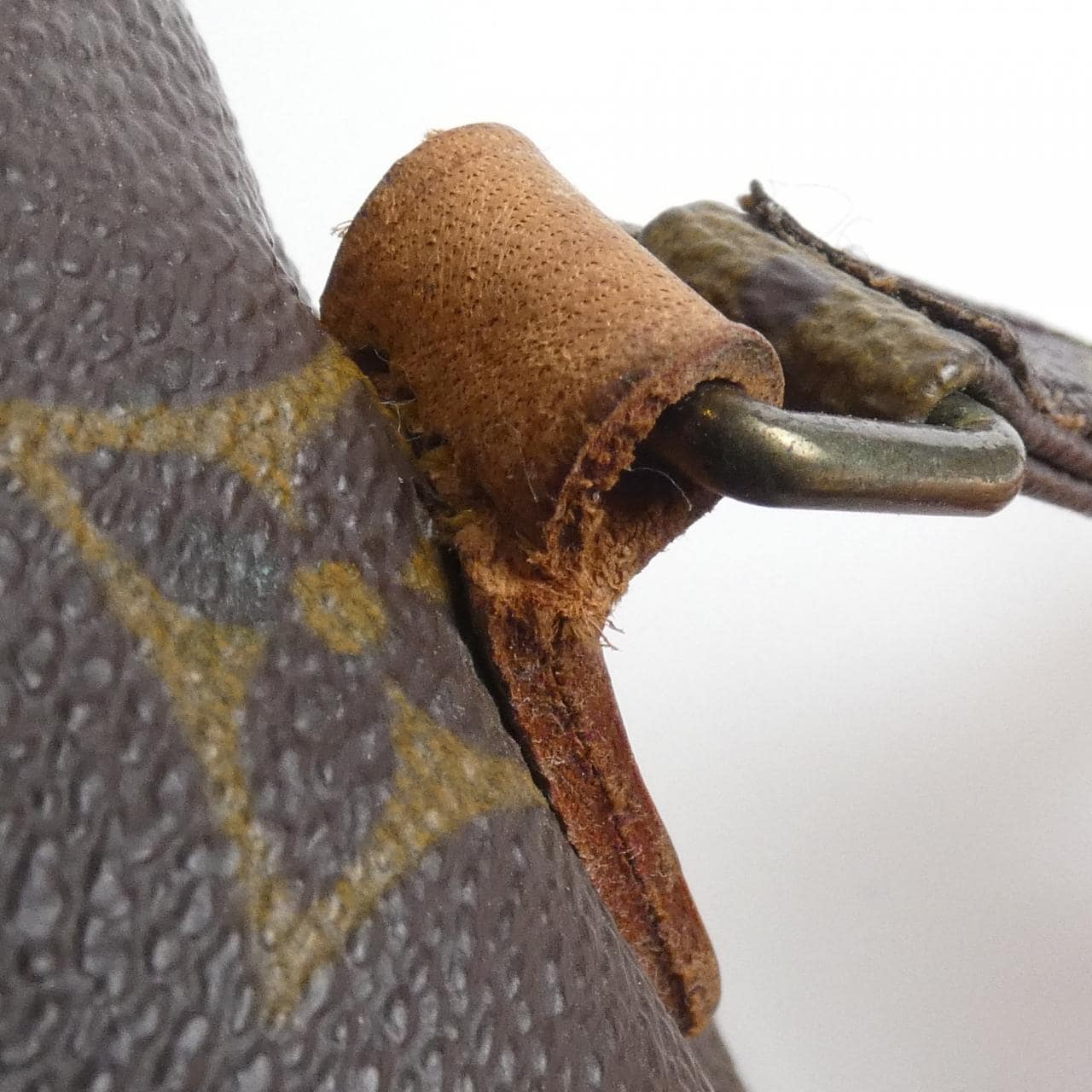 ルイヴィトン モノグラム マルリー バンドリエール M51828 ショルダーバッグ