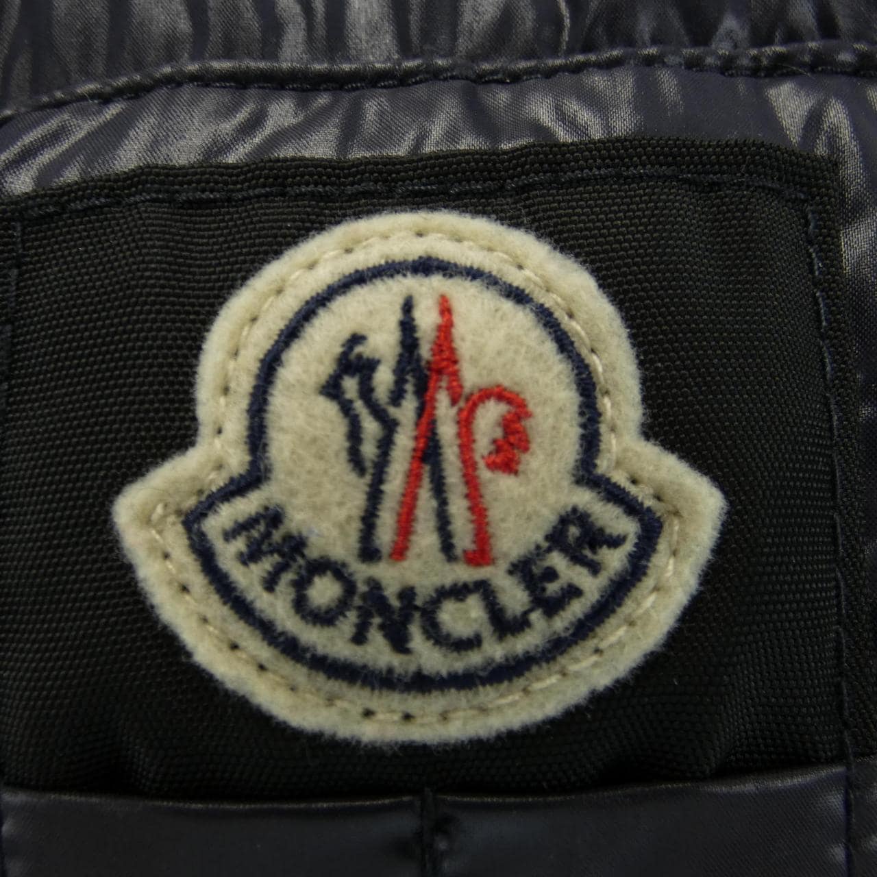 モンクレール MONCLER 41399/50 AUBURN ダウンジャケット