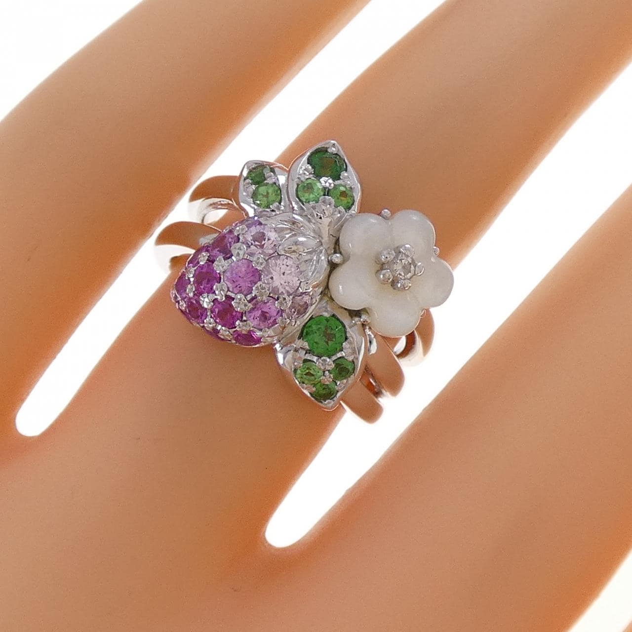 タサキ フラワー カラーストーン リング