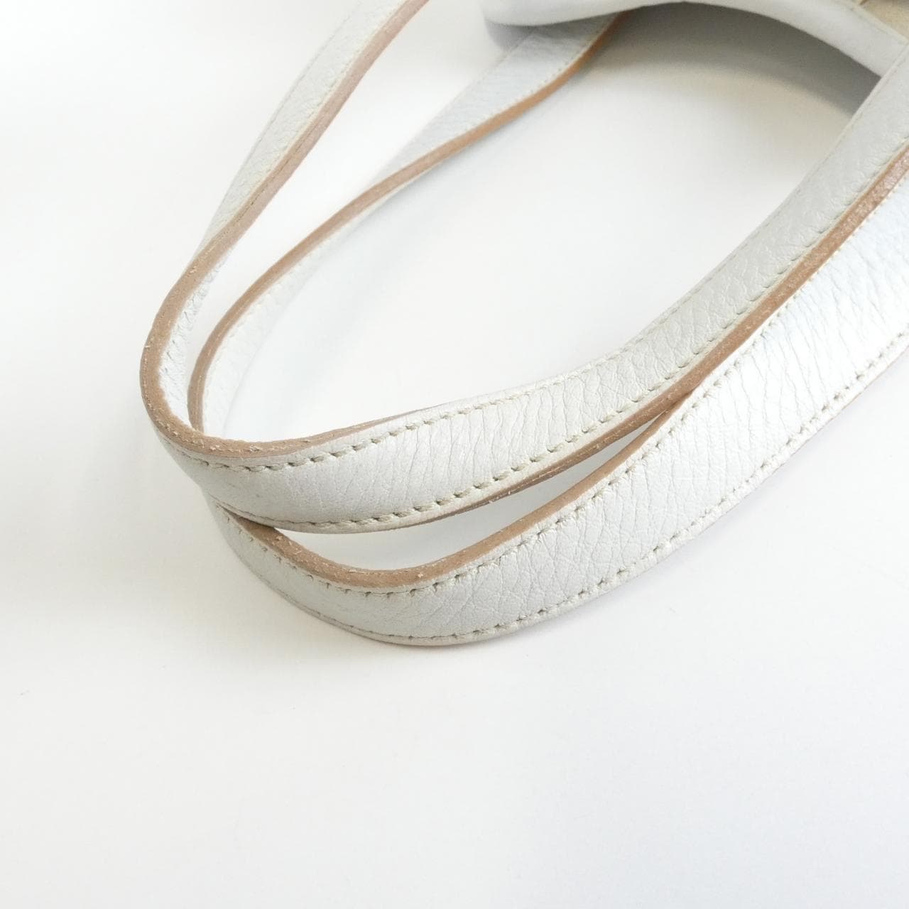 SALVATORE FERRAGAMO 21 7286 包