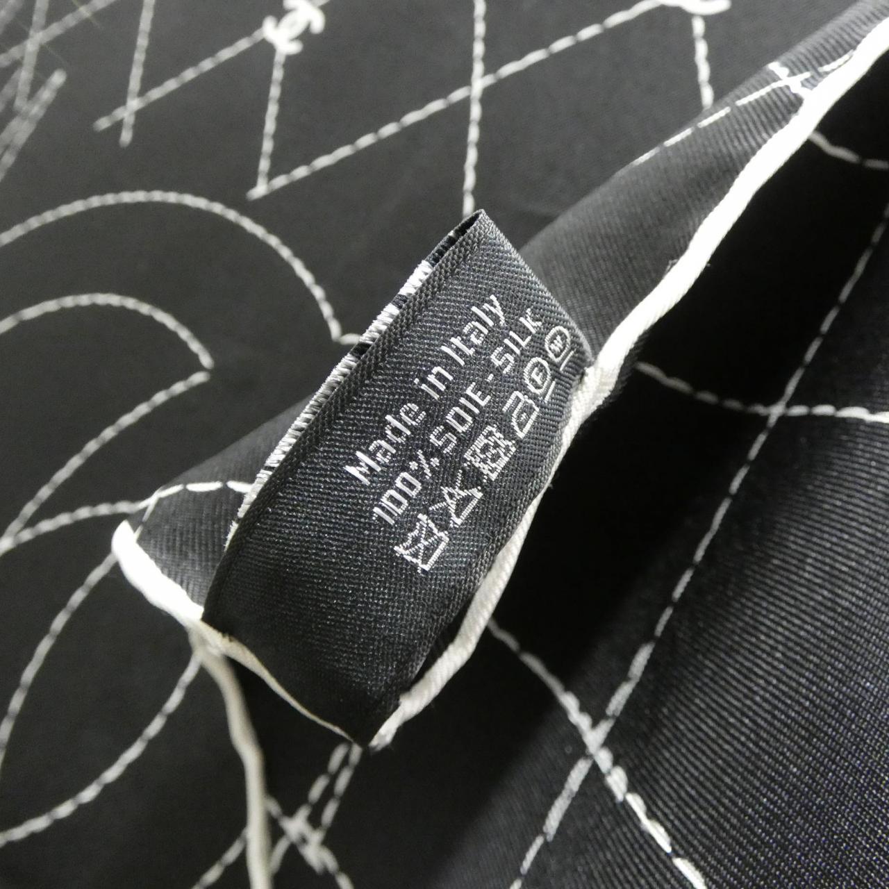 シャネル AA8381 スカーフ