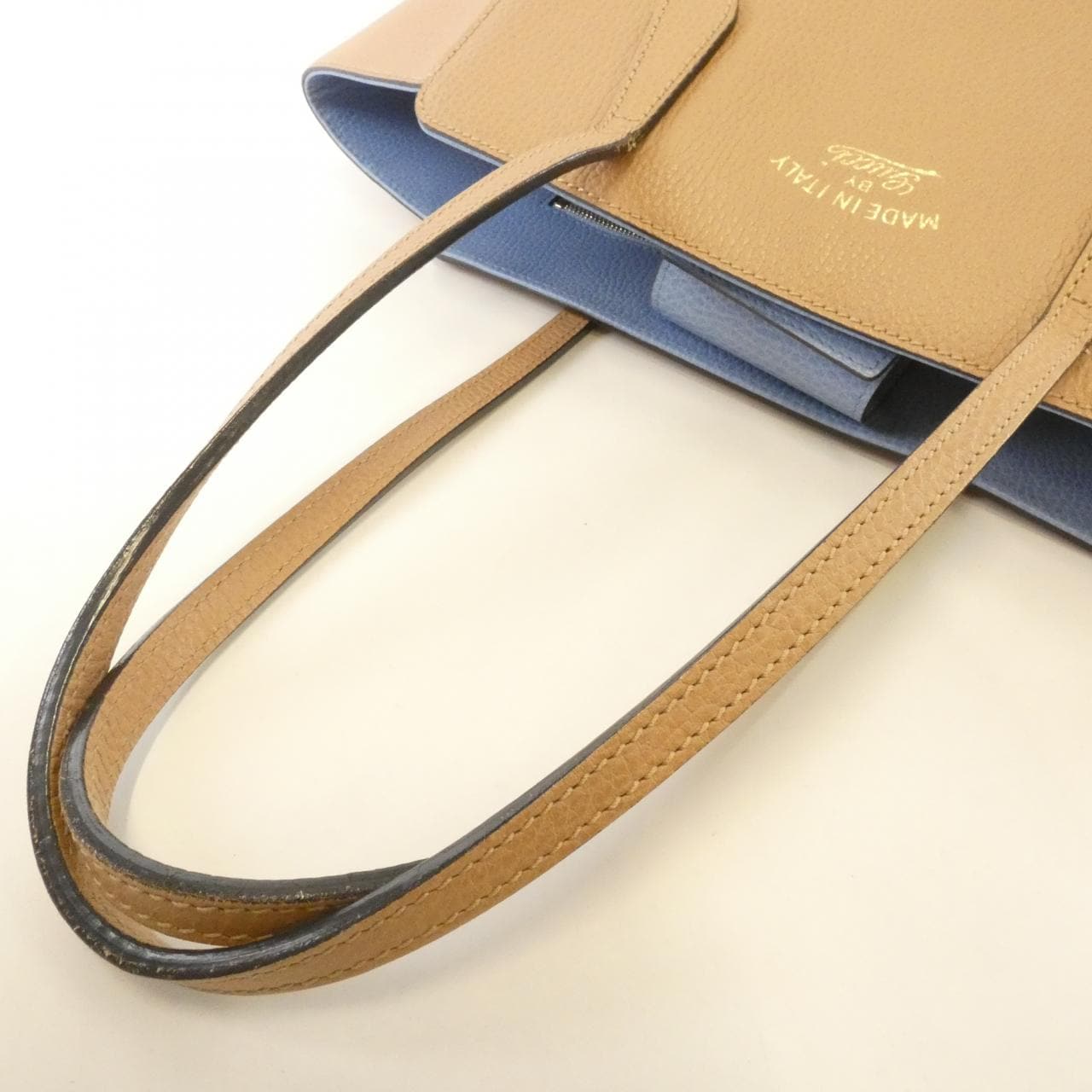 グッチ 354408 CAO2G バッグ