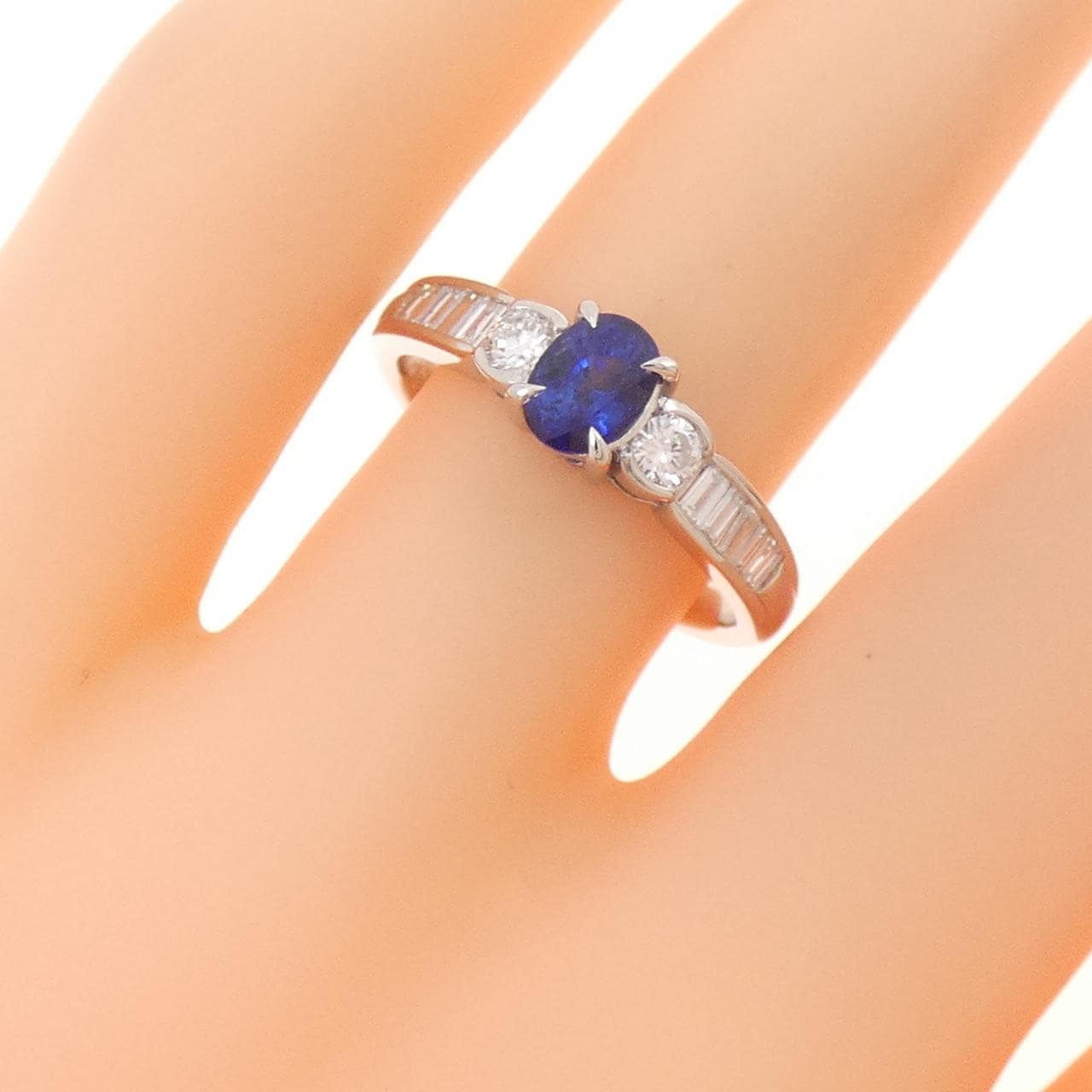 PT900 サファイヤ リング 0.65CT