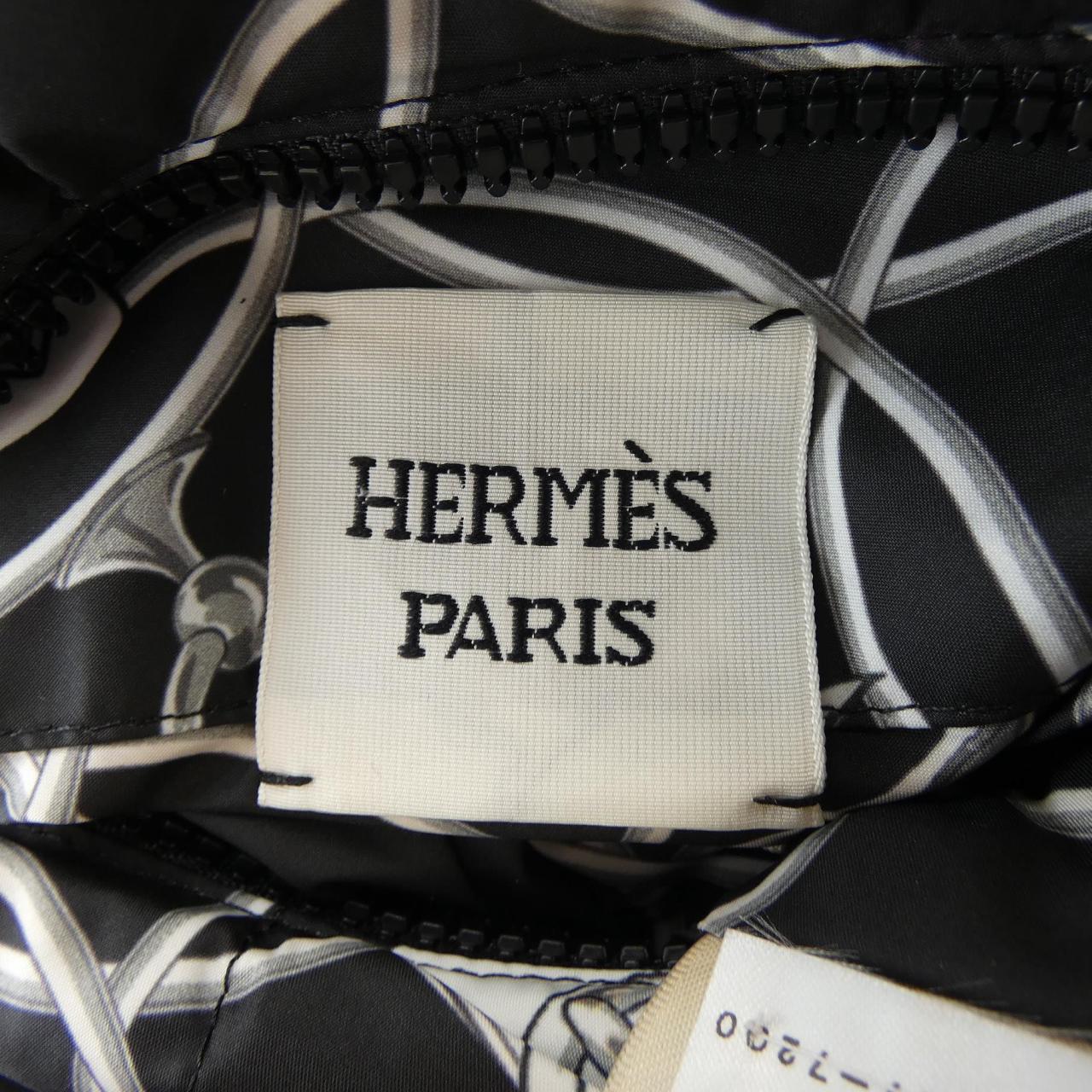 エルメス HERMES ダウンベスト
