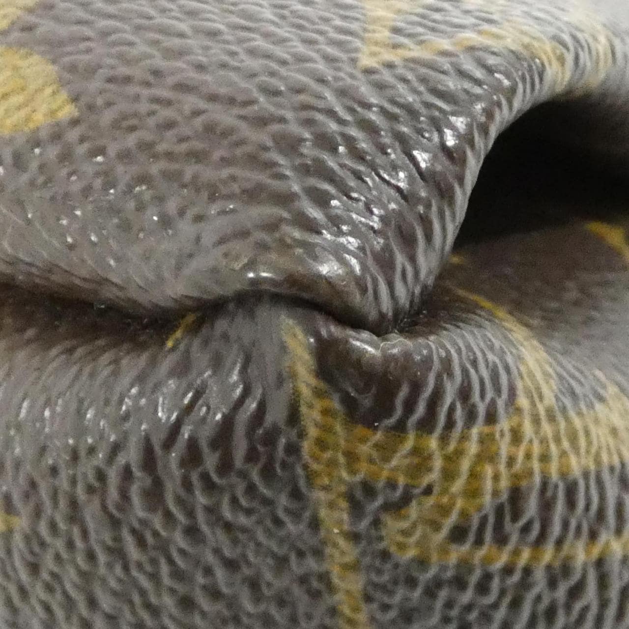 ルイヴィトン モノグラム アーツィー MM M40249 ショルダーバッグ