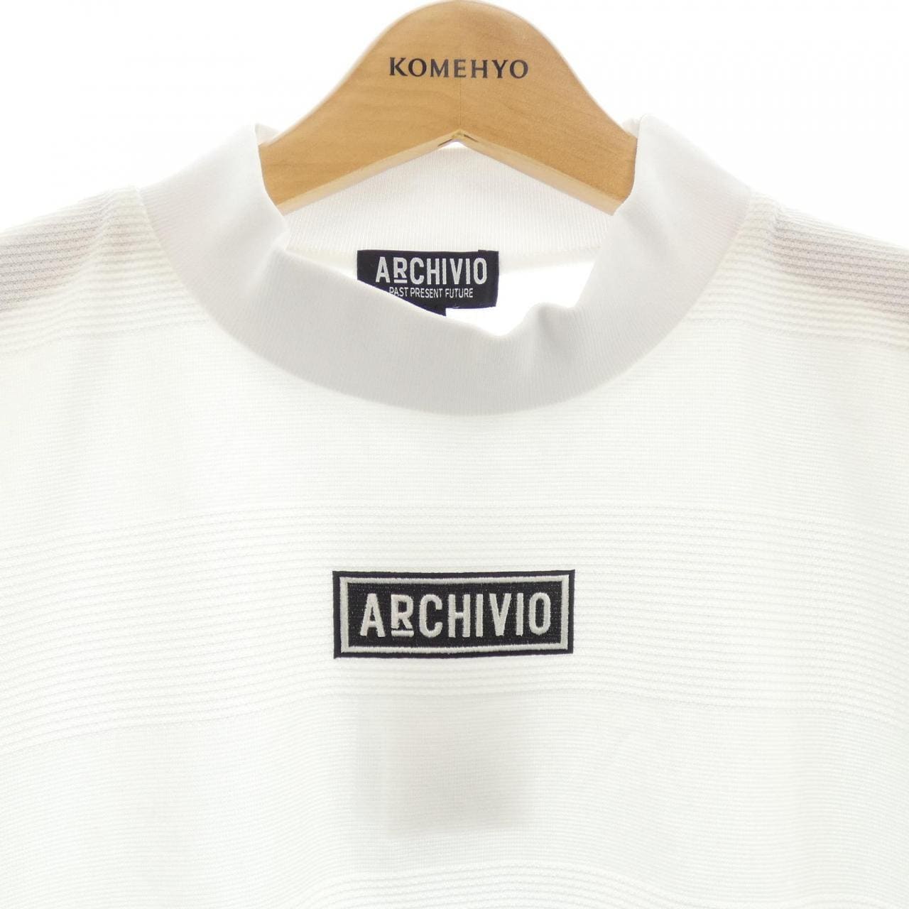 アルチビオ ARCHIVIO トップス