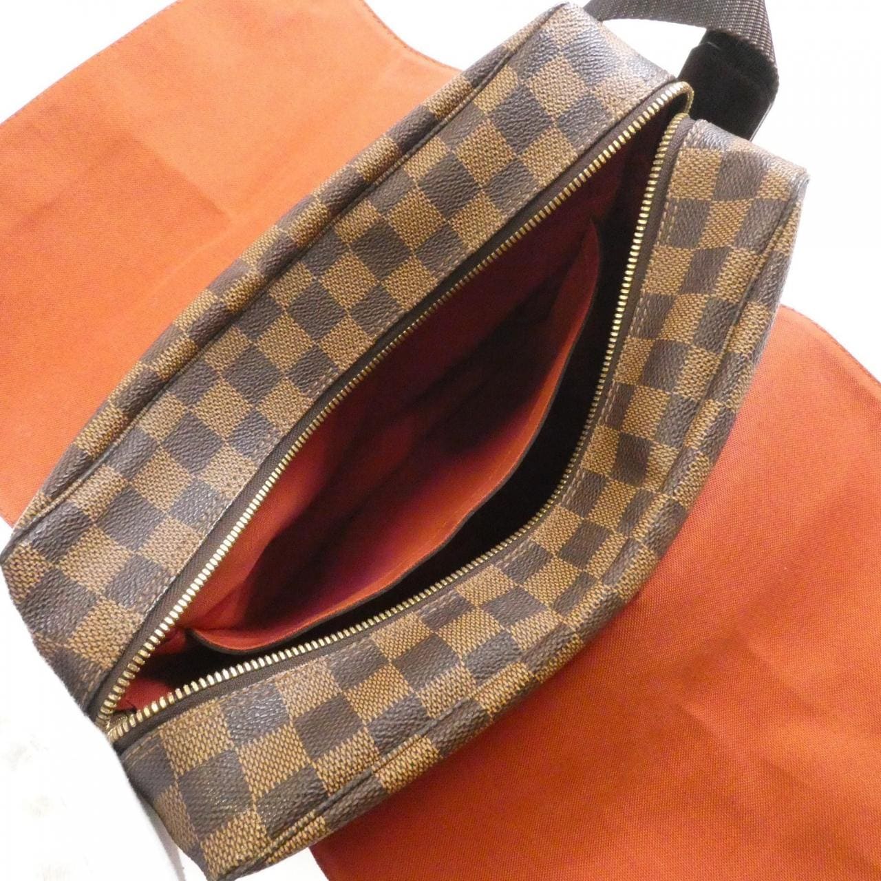 LOUIS VUITTON Damier Naviglio N45255 單肩包