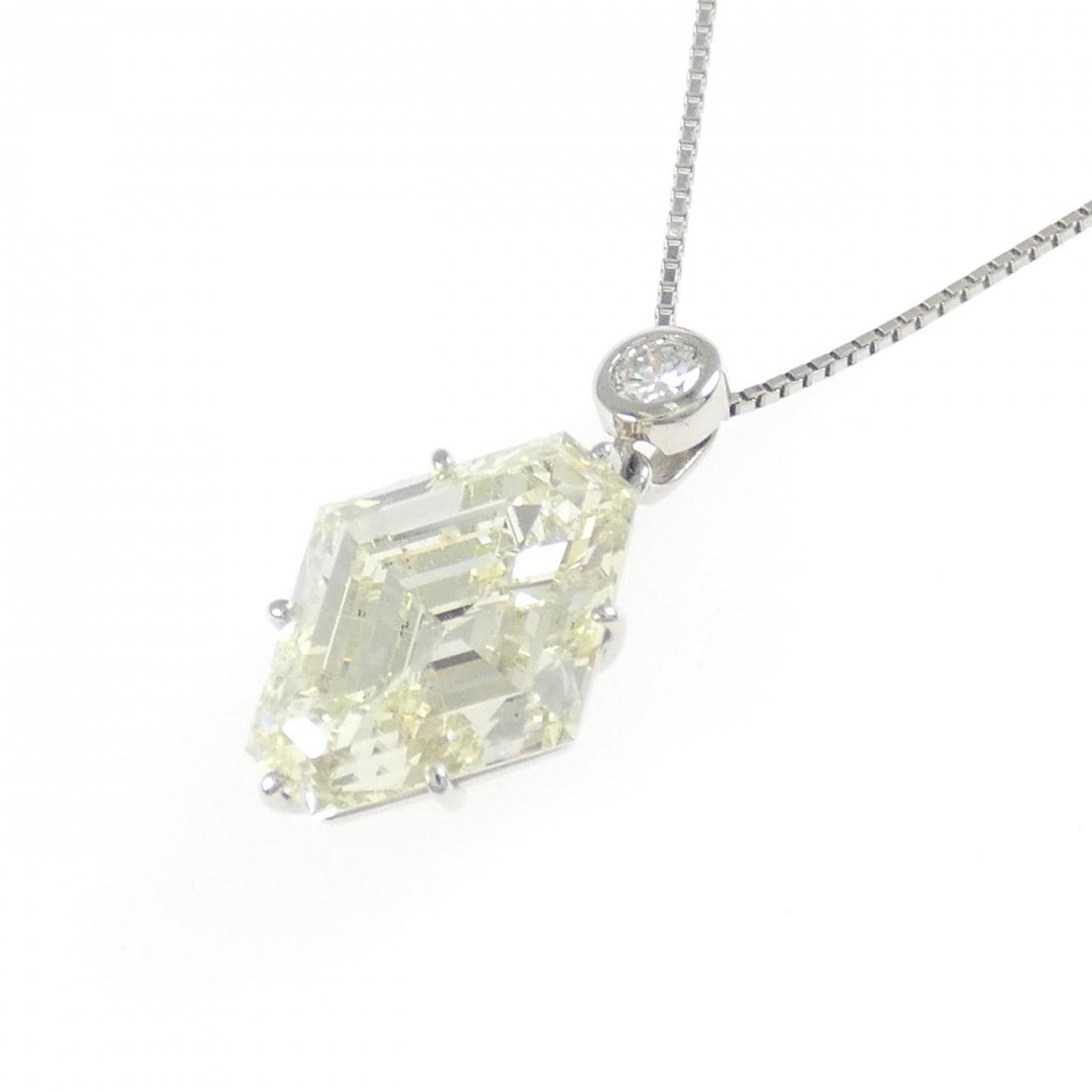 PT900/PT850 ダイヤモンド ネックレス 6.556CT