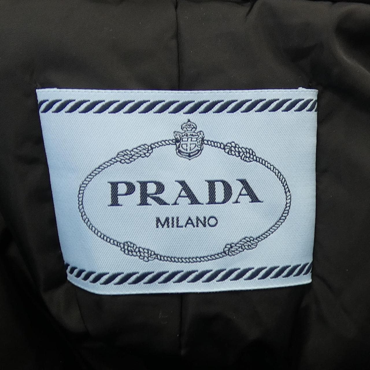 プラダ PRADA トライアングルロゴ 291962 S222 1WQ8 ダウンジャケット